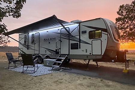 Travel trailer