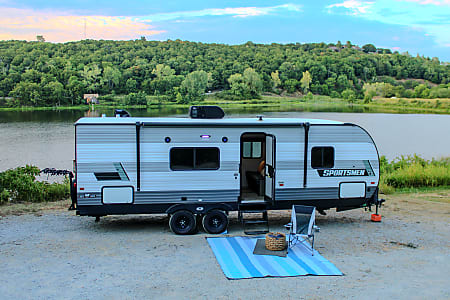 Travel trailer