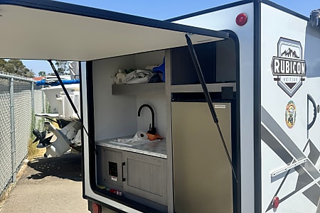 Travel trailer