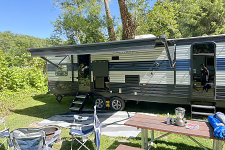 Travel trailer
