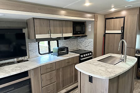 Travel trailer