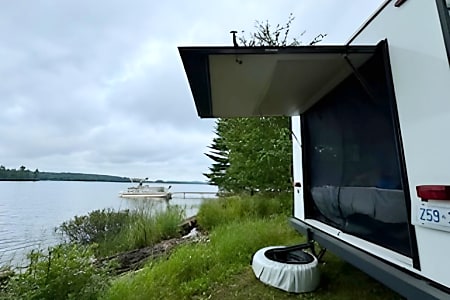 Travel trailer