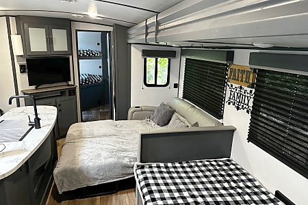 Travel trailer