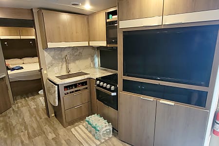 Travel trailer