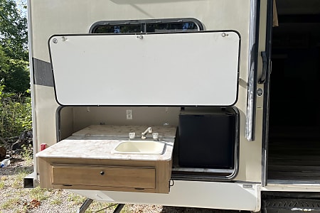 Travel trailer