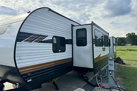 Travel trailer