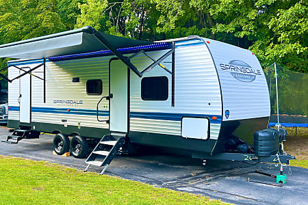 Travel trailer