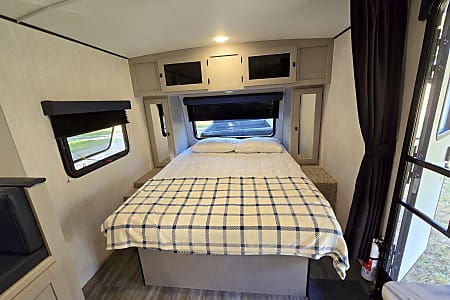 Travel trailer