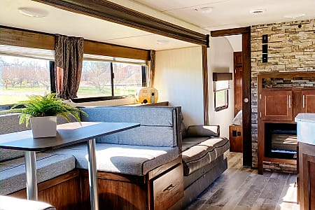 Travel trailer