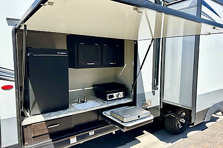 Travel trailer