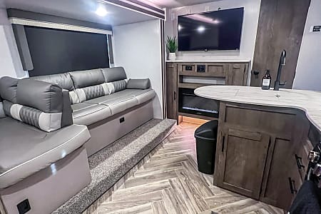 Travel trailer