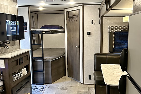 Travel trailer