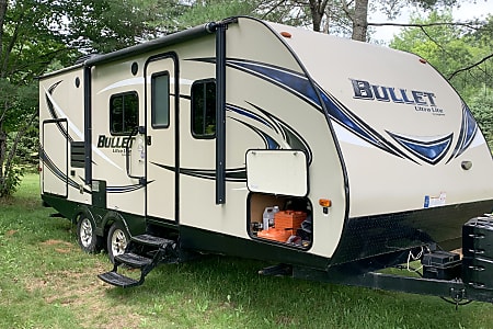 Travel trailer