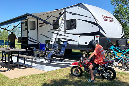 Travel trailer