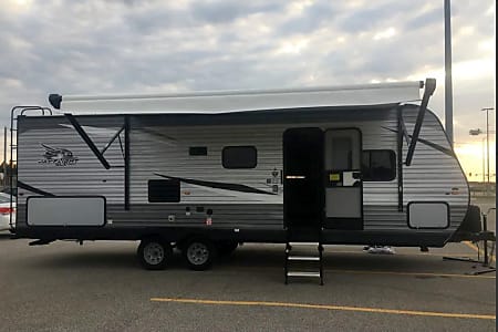 Travel trailer