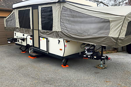 Folding trailer