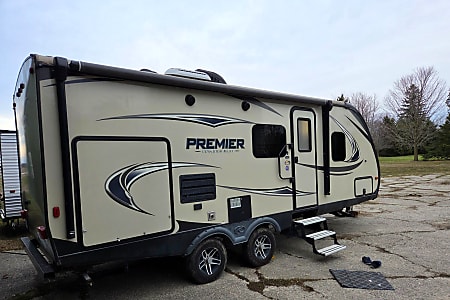 Travel trailer