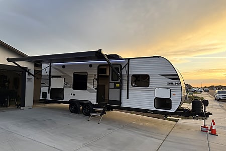Travel trailer