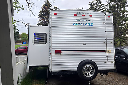 Travel trailer