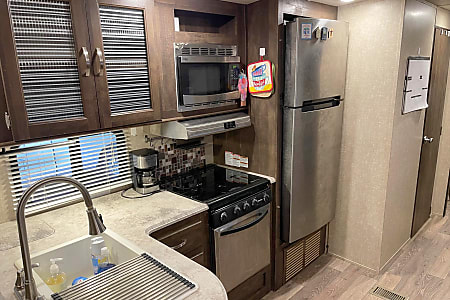 Travel trailer