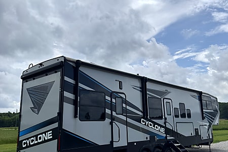 Fifth-wheel