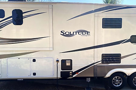 Fifth-wheel