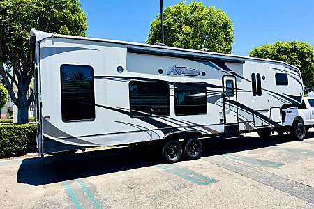 Travel trailer