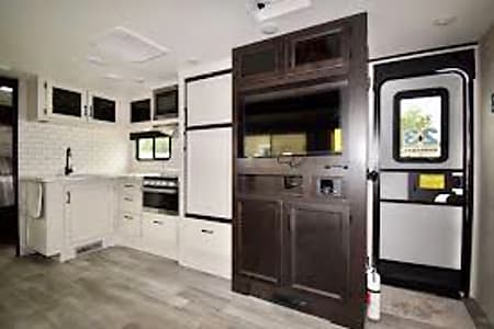 Travel trailer