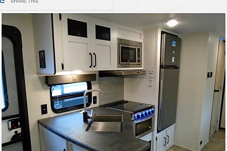 Travel trailer