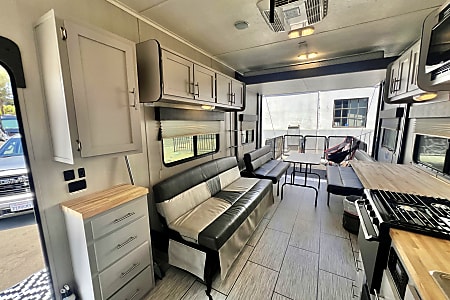 Travel trailer