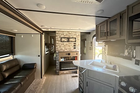 Travel trailer
