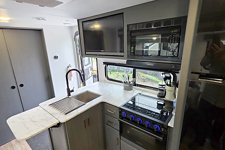 Travel trailer