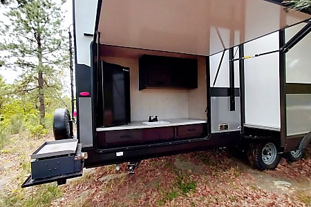 Travel trailer