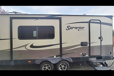 Travel trailer