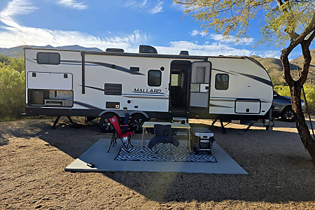 Travel trailer
