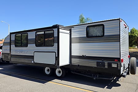 Travel trailer