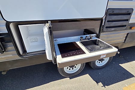 Travel trailer