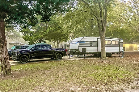 Travel trailer