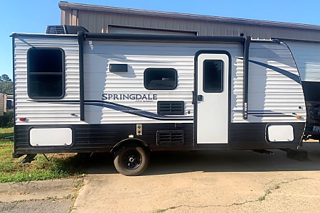 Travel trailer
