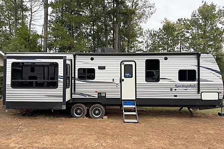 Travel trailer
