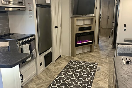 Travel trailer
