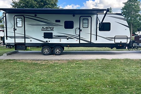 Travel trailer