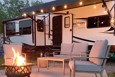 Travel trailer