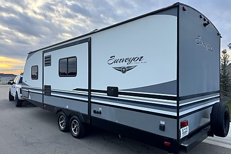 Travel trailer