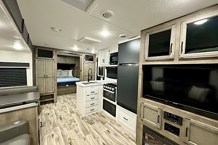 Travel trailer
