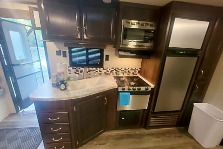 Travel trailer