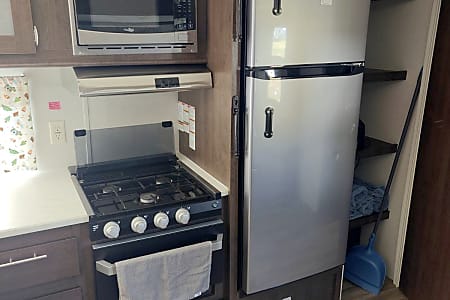 Travel trailer