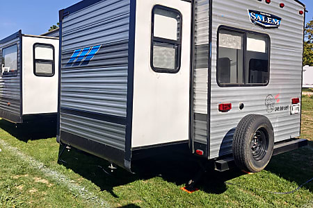 Travel trailer
