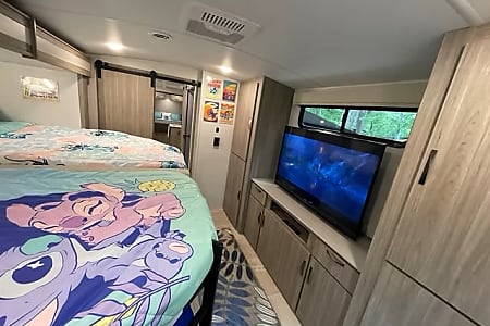 Travel trailer