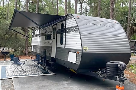 Travel trailer